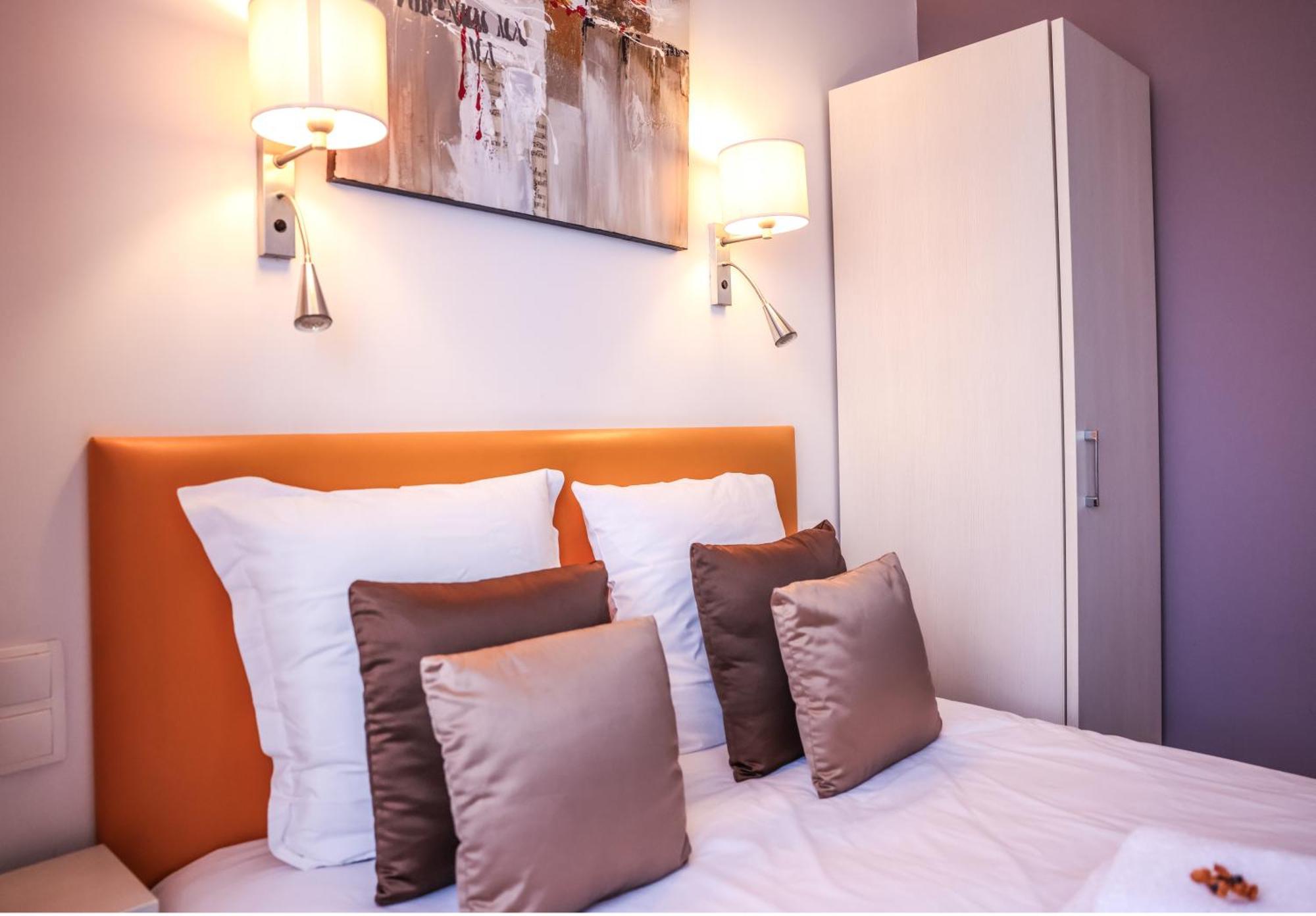 Hotel Casabella Cannes Mouans Sartoux Exterior photo