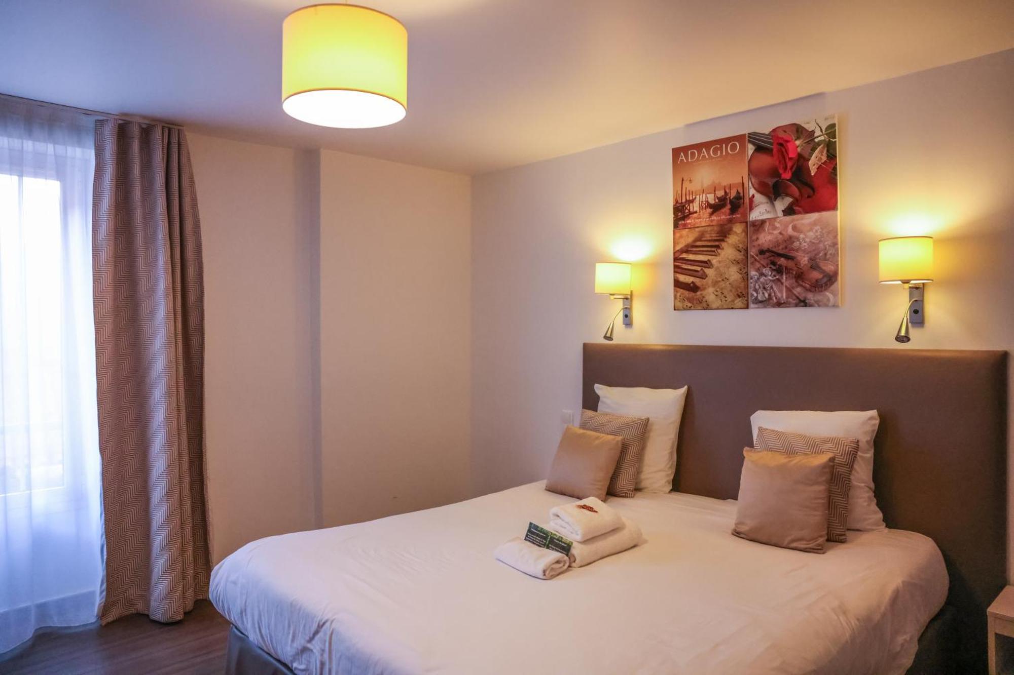 Hotel Casabella Cannes Mouans Sartoux Exterior photo