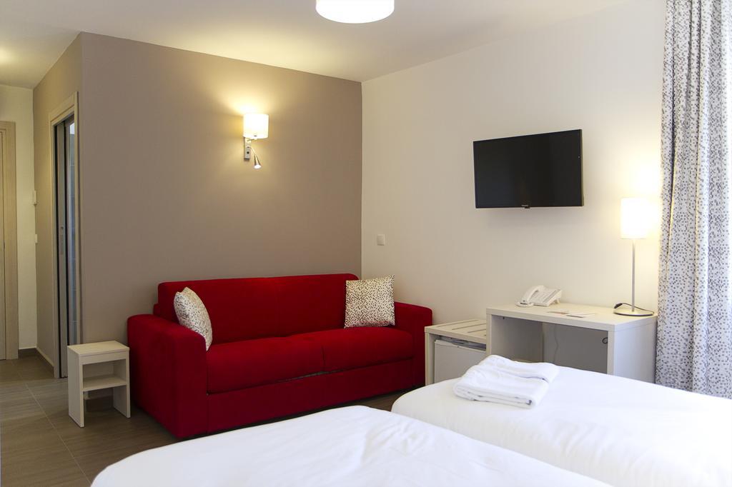Hotel Casabella Cannes Mouans Sartoux Room photo